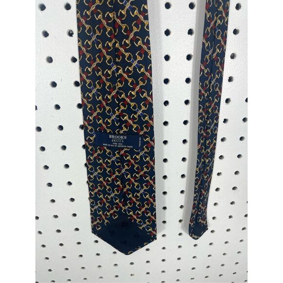 Brooks Brothers tie - Picture 7 of 7